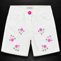 Minnie Craft / Floral Embroidered Pure cotton White shorts / Front & Back Pockets